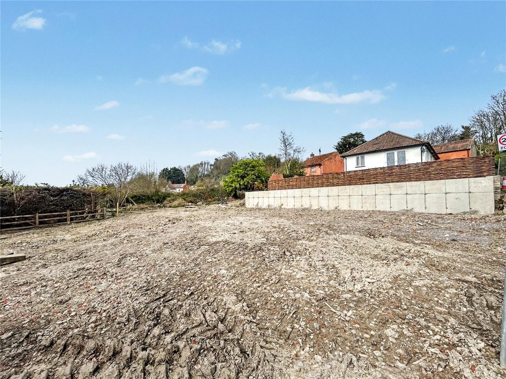 Property photo 3 of 9 Picture No. 02