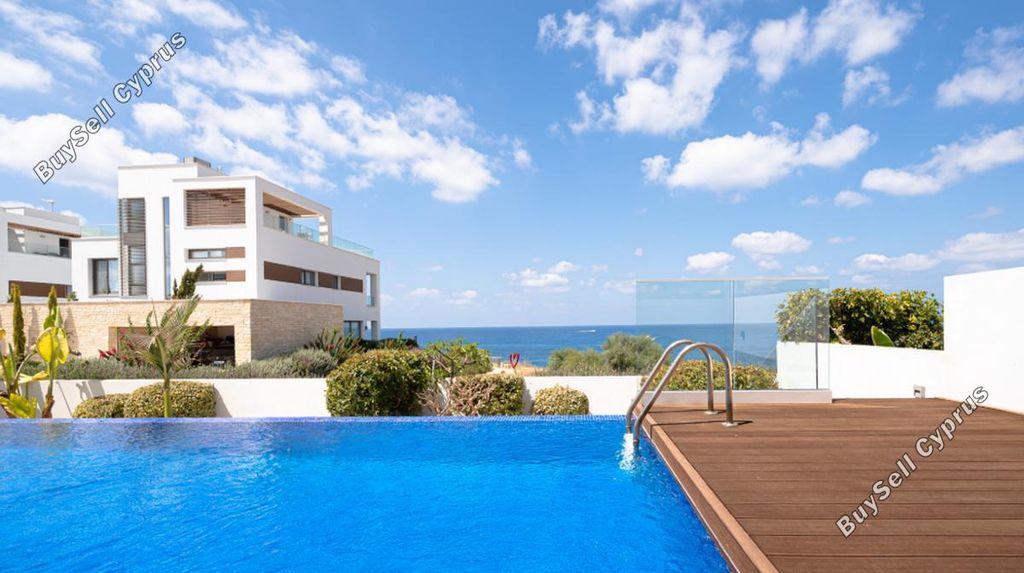 Property photo 3 of 20