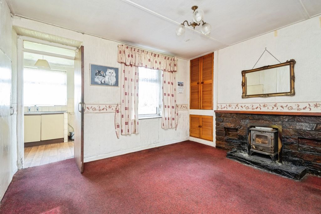 Property photo 3 of 14 Pbox-Img.Jpg