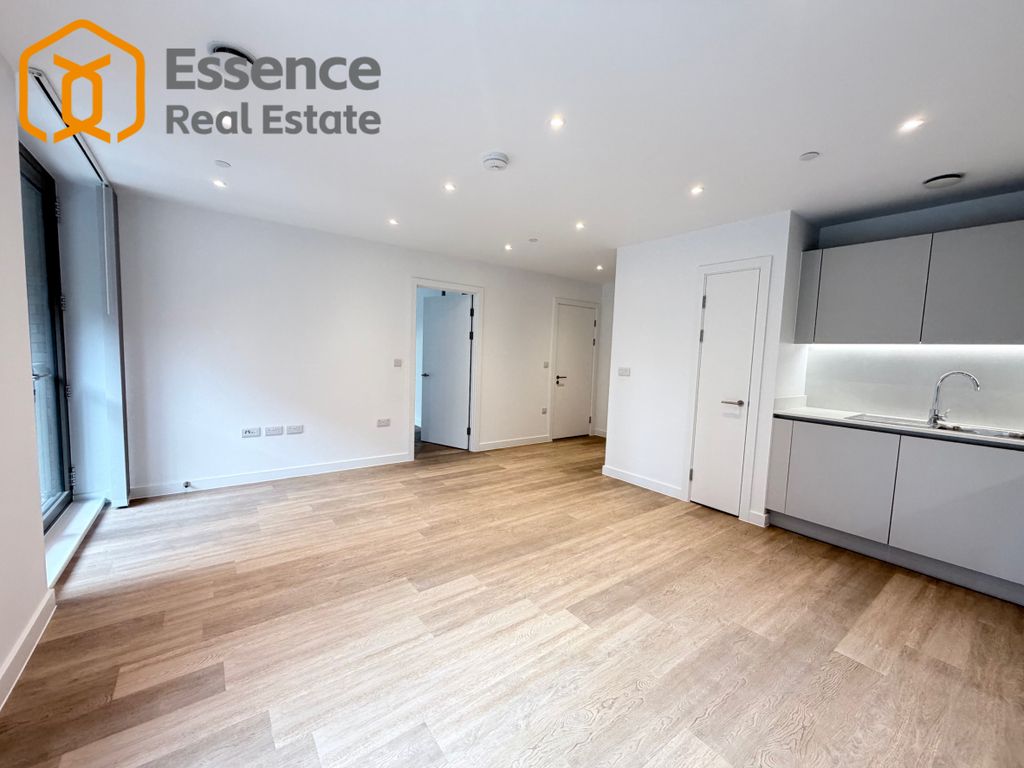 Property photo 3 of 17 Img_5500