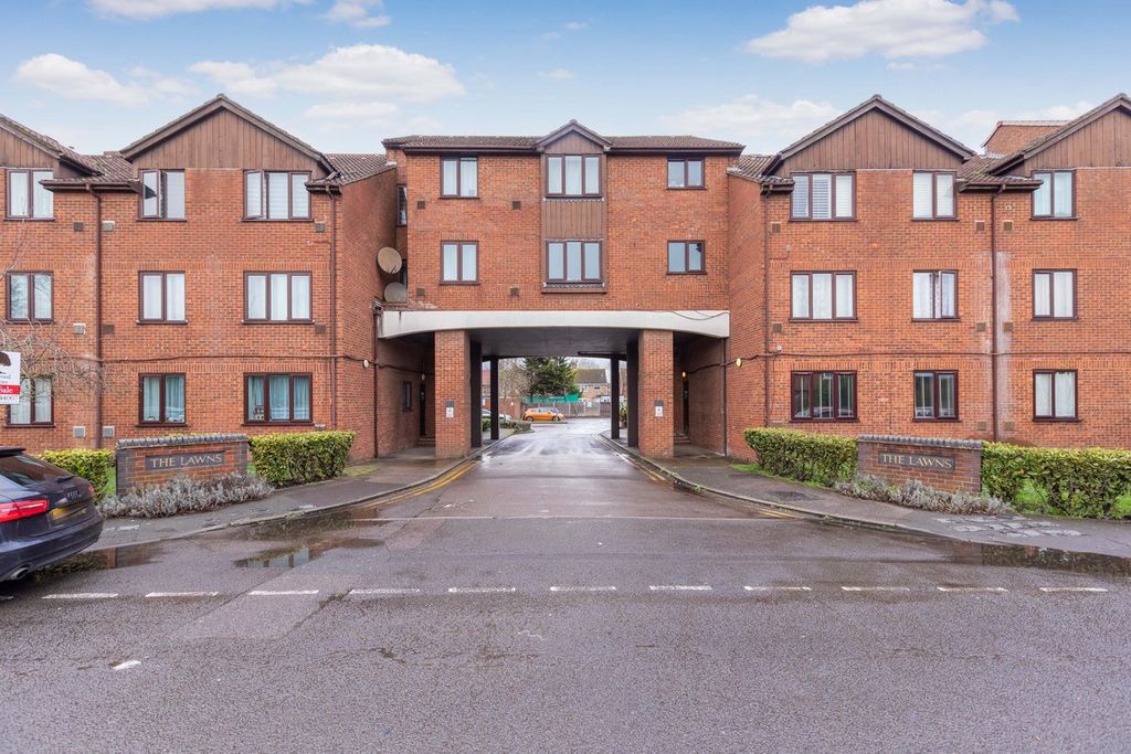 Property photo 1 of 11