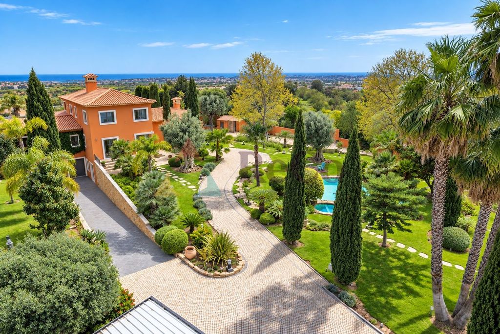Property photo 1 of 33 Charming 5 Bedroom Detached Villa Nestled In The Hills Of Boliqueime