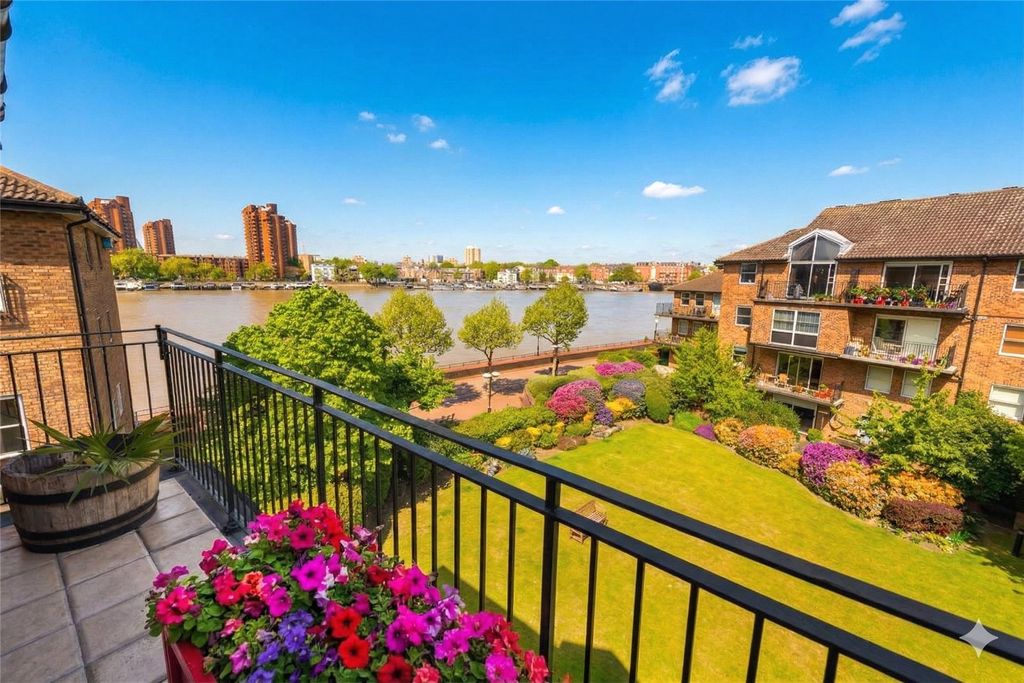 Property photo 2 of 13 Picture No. 19