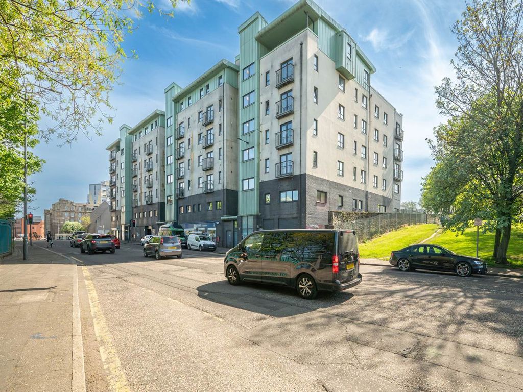 Property photo 1 of 13 Dsc_0025-Enhanced-Nr