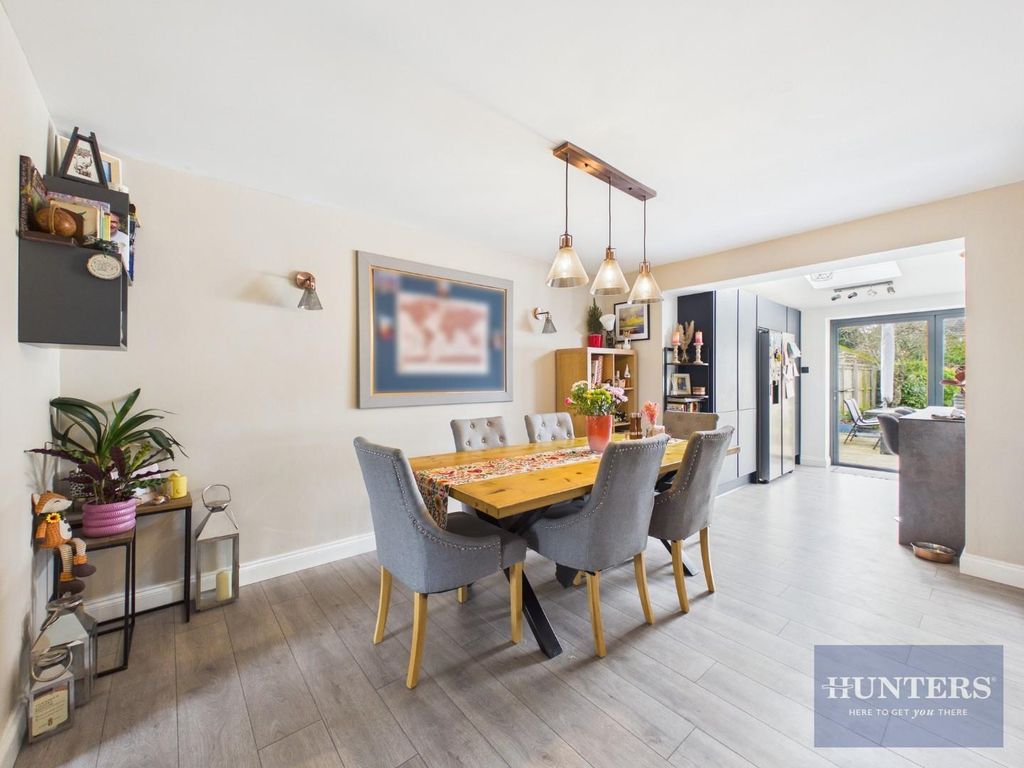 Property photo 3 of 16 Dining Room