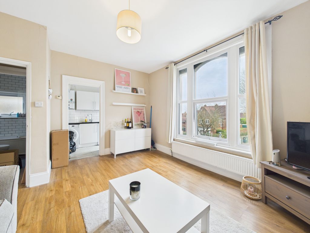 Property photo 3 of 6