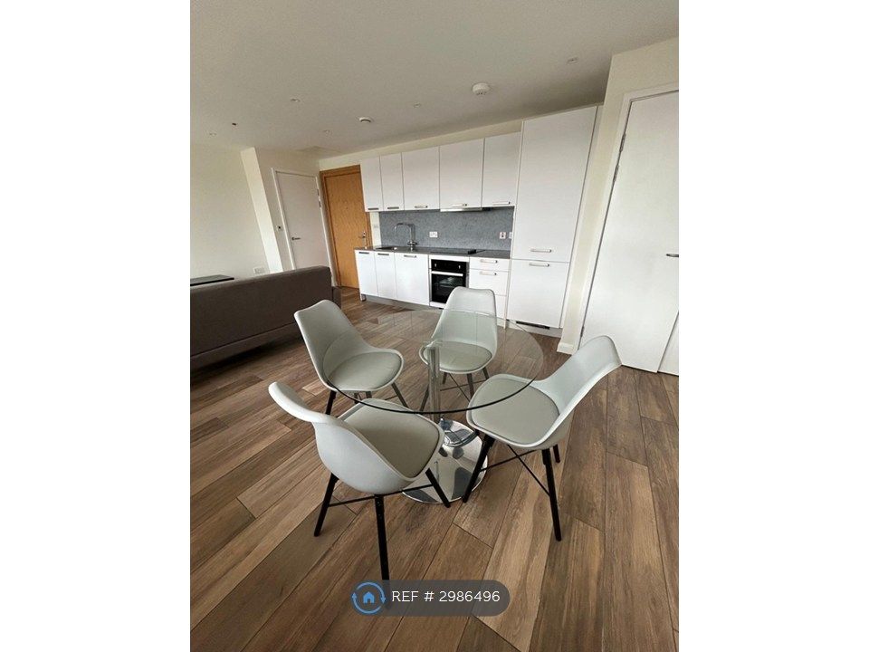 Property photo 1 of 8 Dinning Area