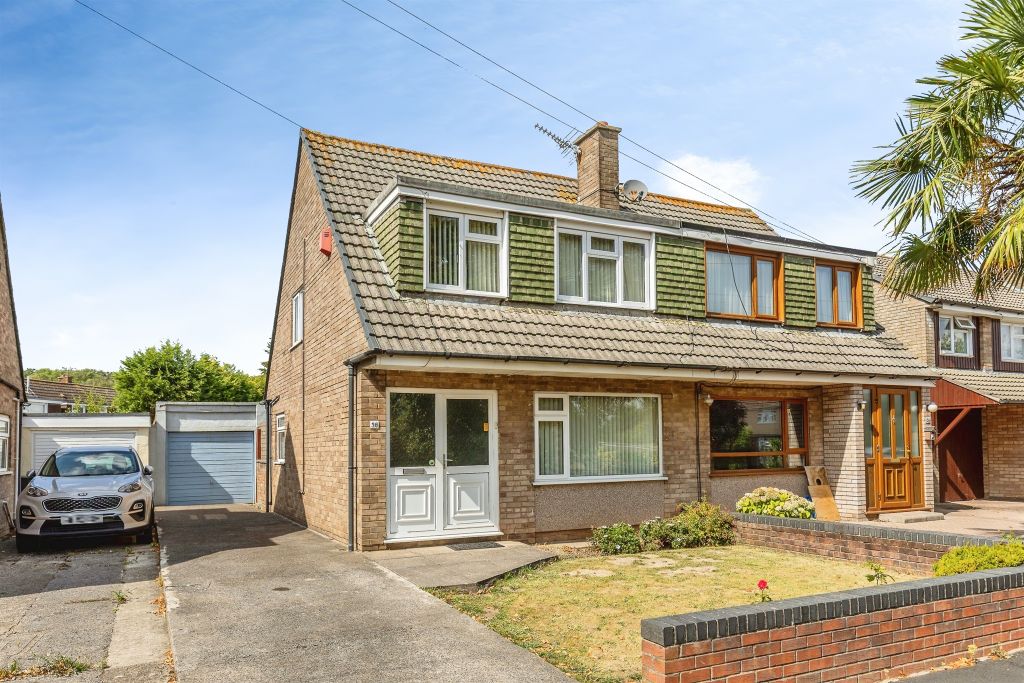 Property photo 1 of 11