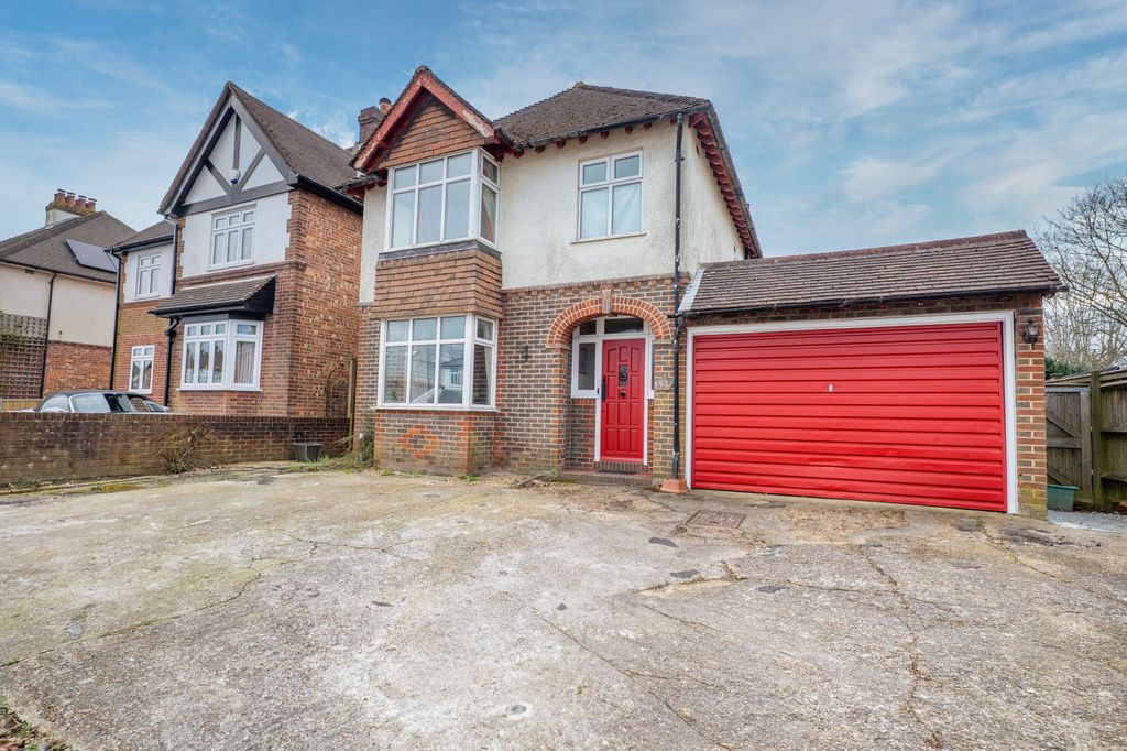 Property photo 1 of 21