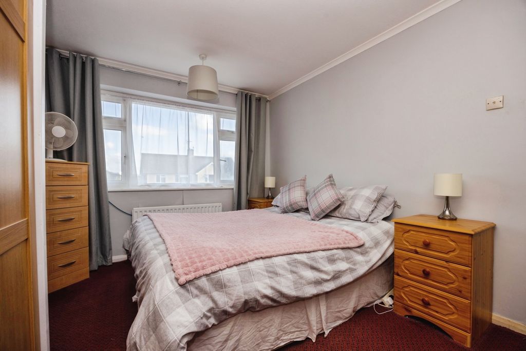 Property photo 2 of 18 Pbox-Img.Jpg