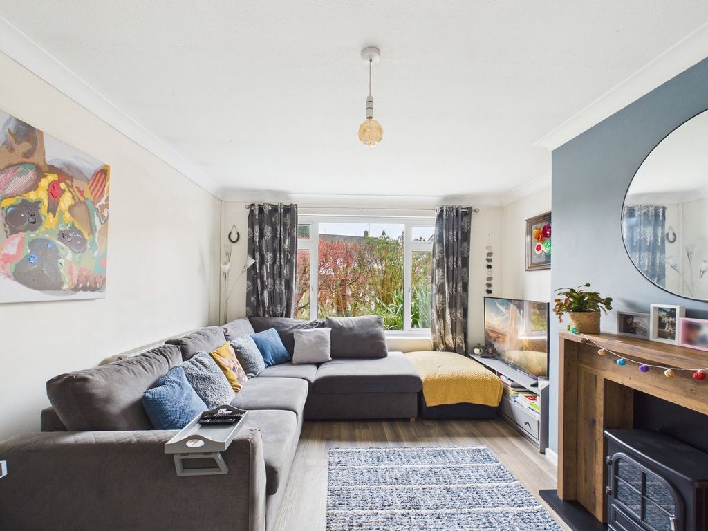 Property photo 3 of 20