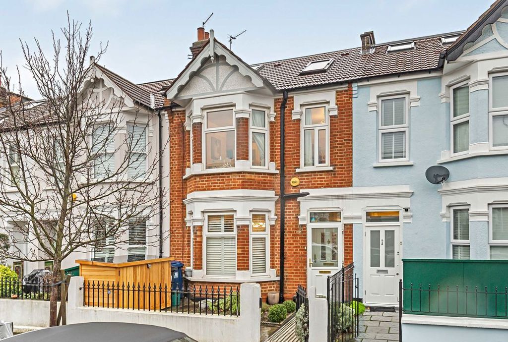 Property photo 1 of 6