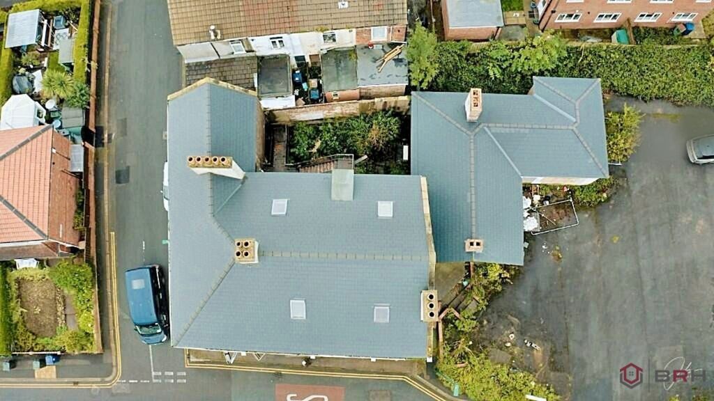 Property photo 2 of 11