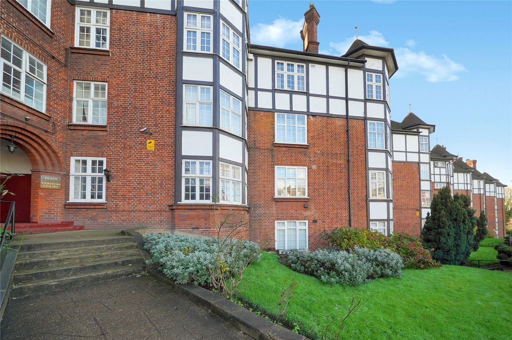 Property photo 3 of 19 Picture No. 28