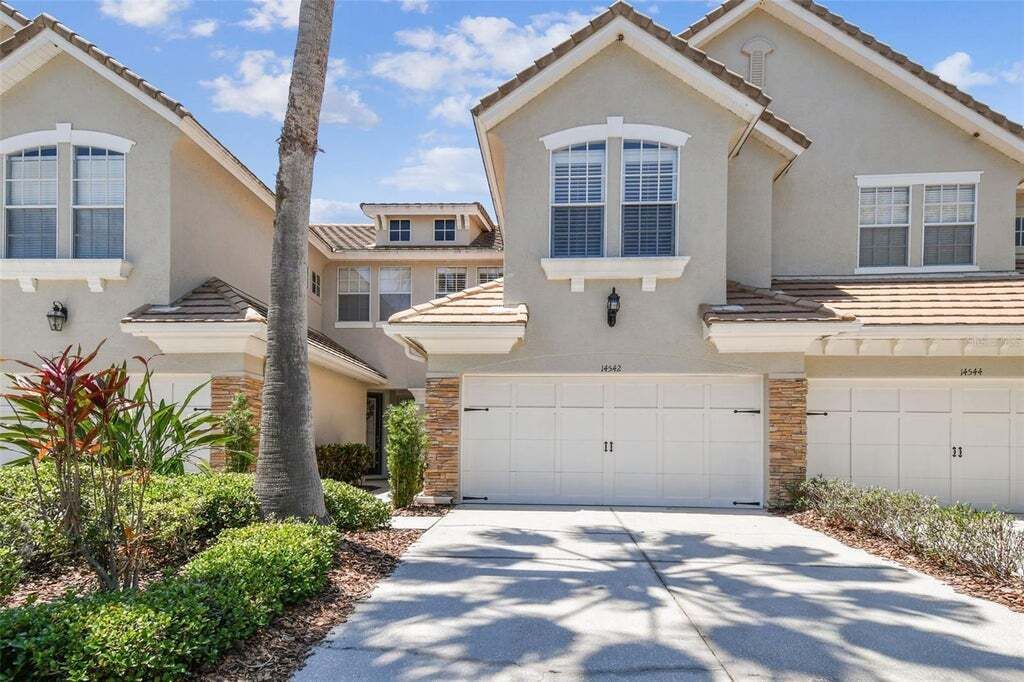 Property photo 1 of 20