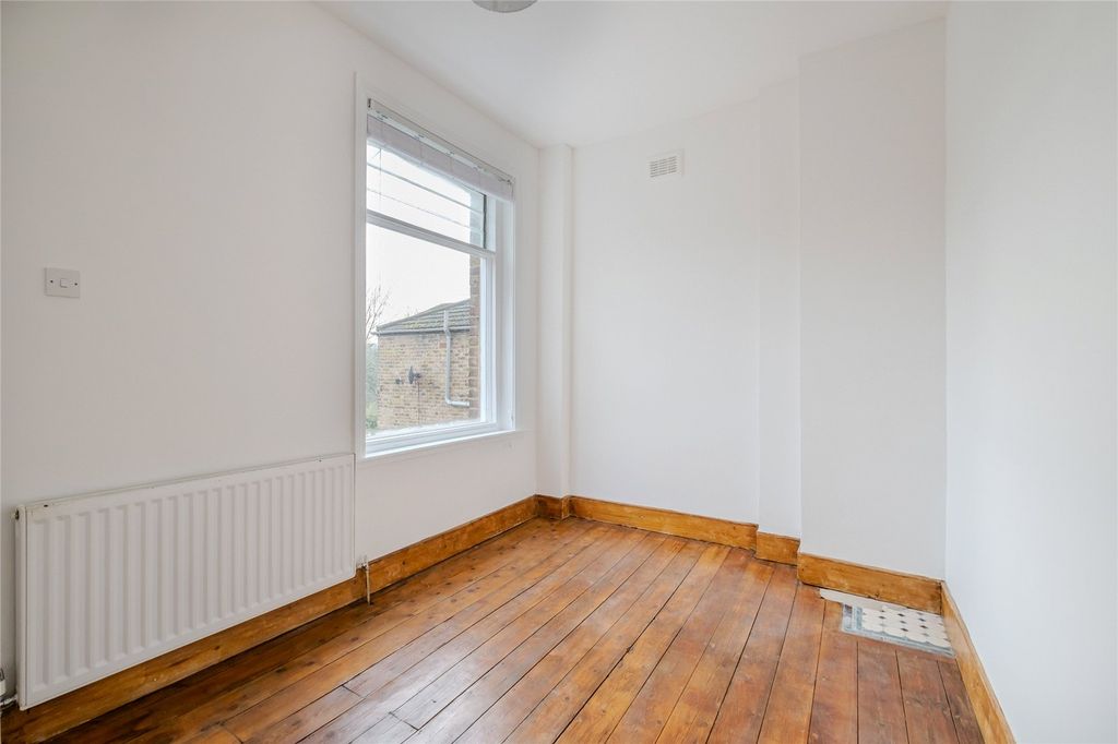 Property photo 3 of 8 Picture No. 07