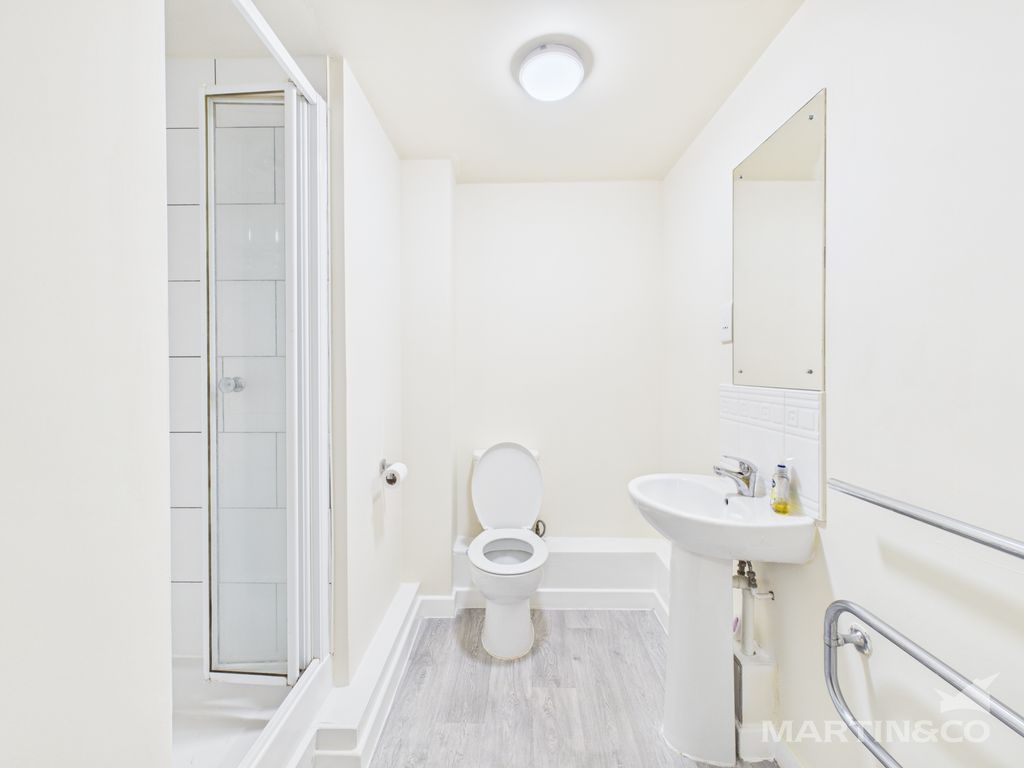 Property photo 3 of 7