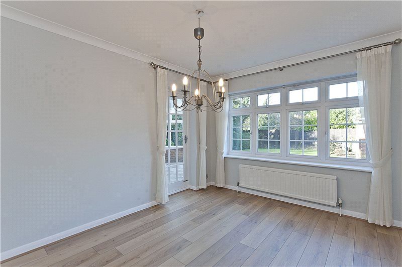 Property photo 3 of 7 Dining Room