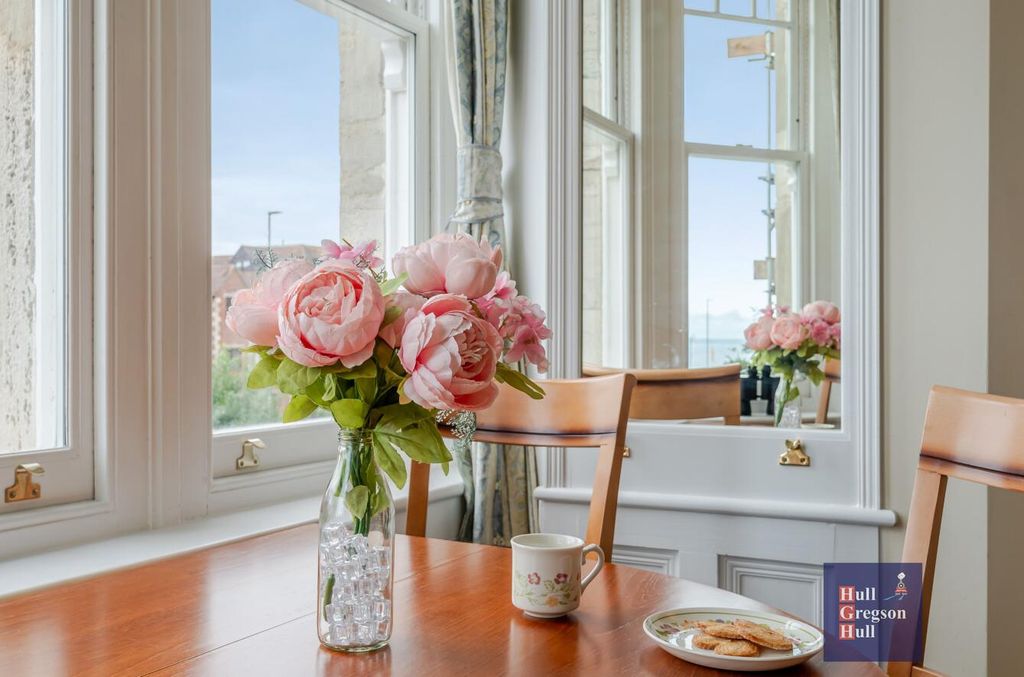 Property photo 3 of 41 95960F12-37Da-4F06-83Ec-Eba0c917E62A.Jpg