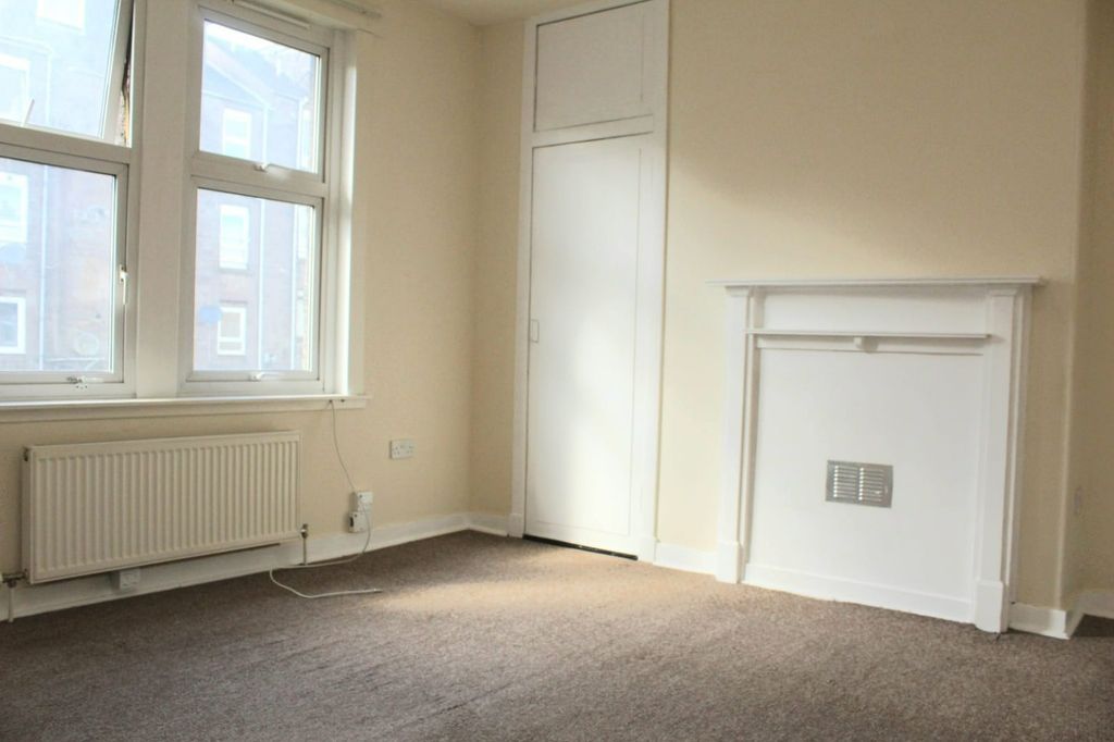 Property photo 2 of 7 Photo 2