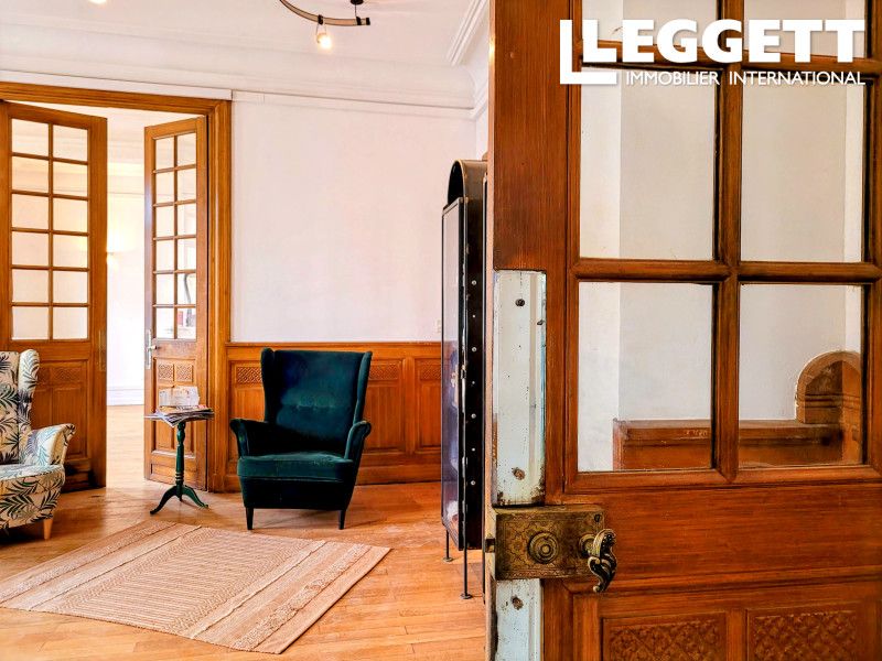 Property photo 2 of 10