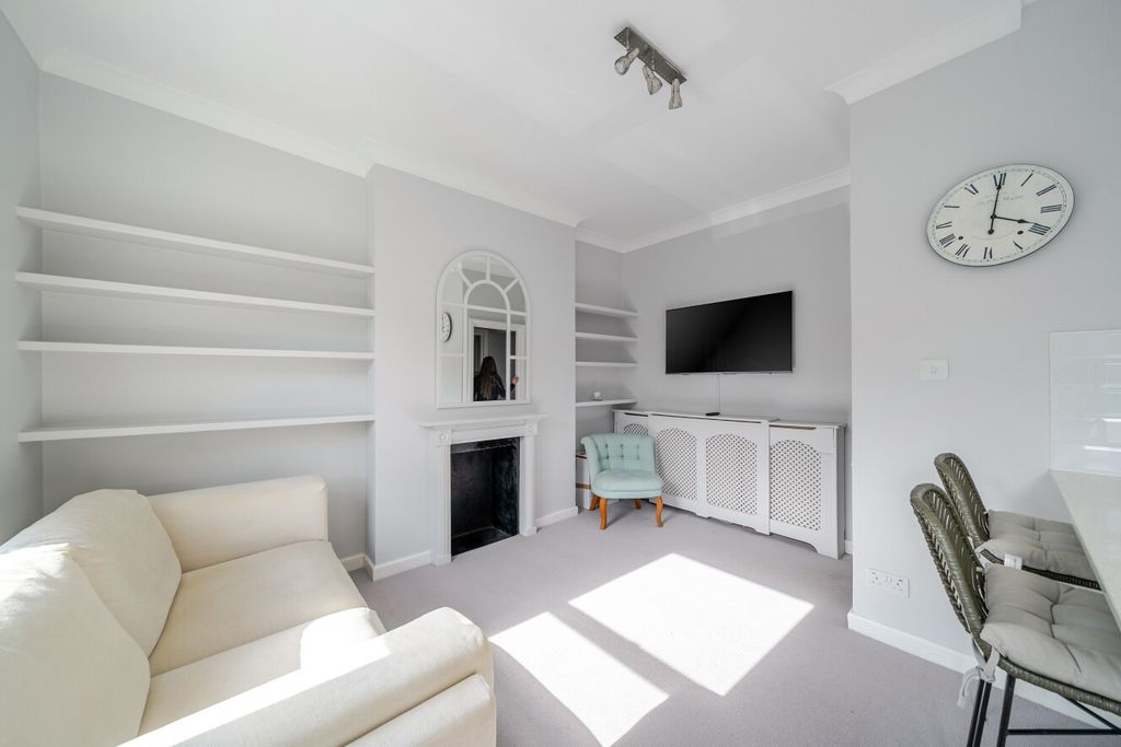 Property photo 2 of 9 1510972-9-1A048F1...