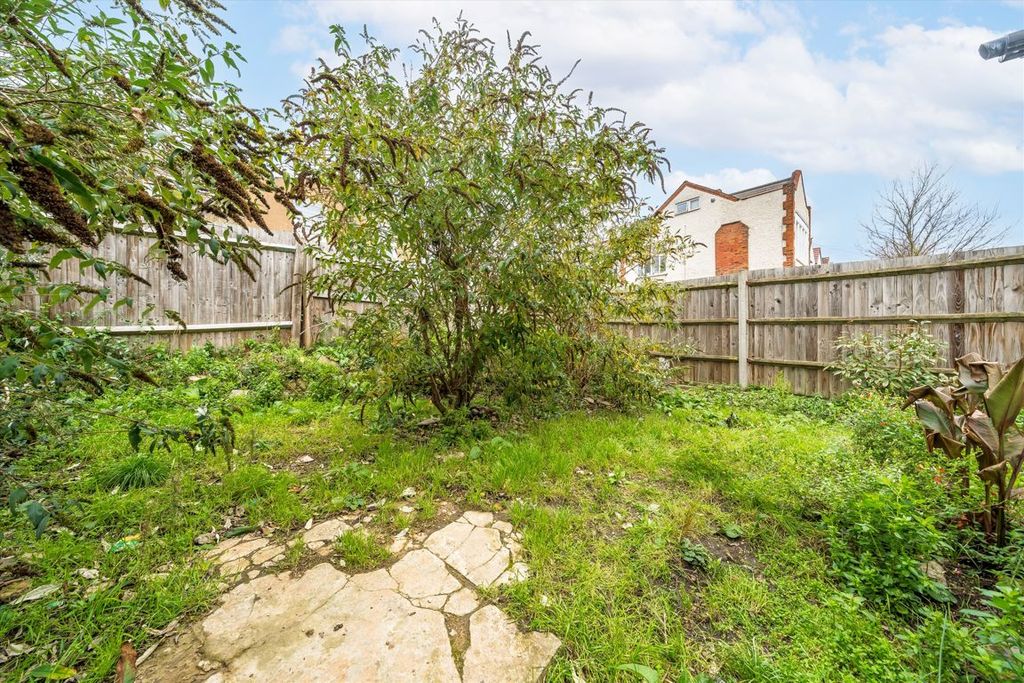 Property photo 3 of 7