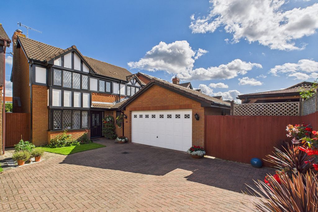 Property photo 1 of 26