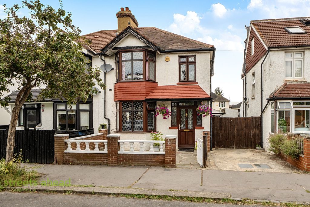 Property photo 1 of 15 7521Fa7F-385B-4c8...