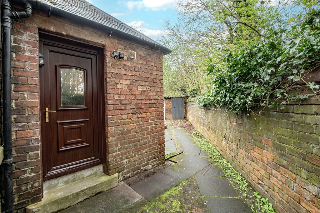 Property photo 3 of 14 External Rear