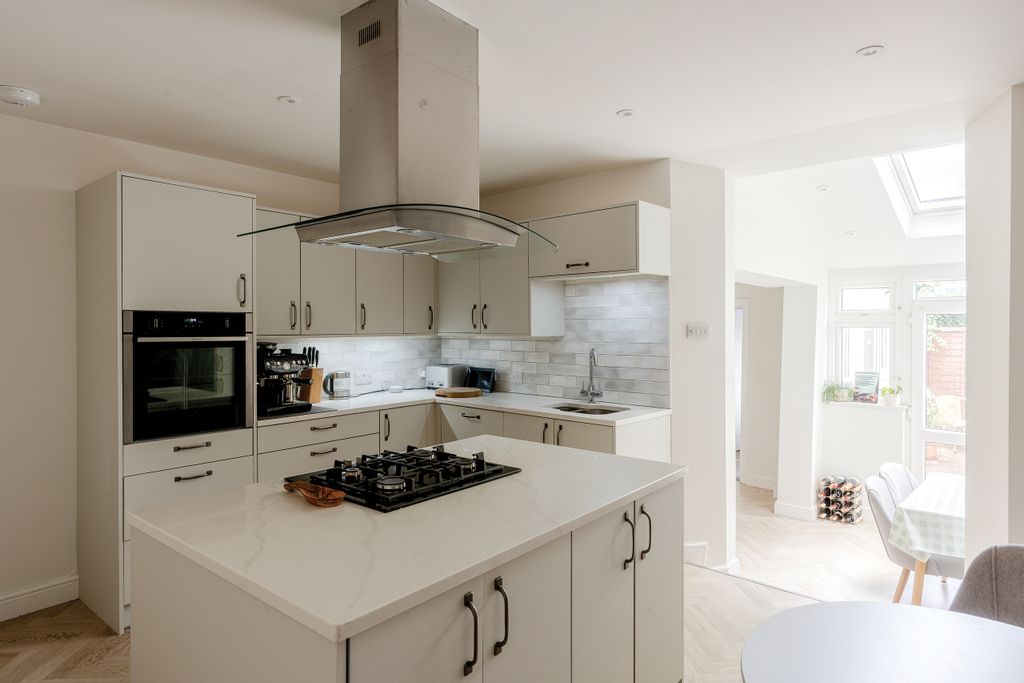 Property photo 1 of 16 2