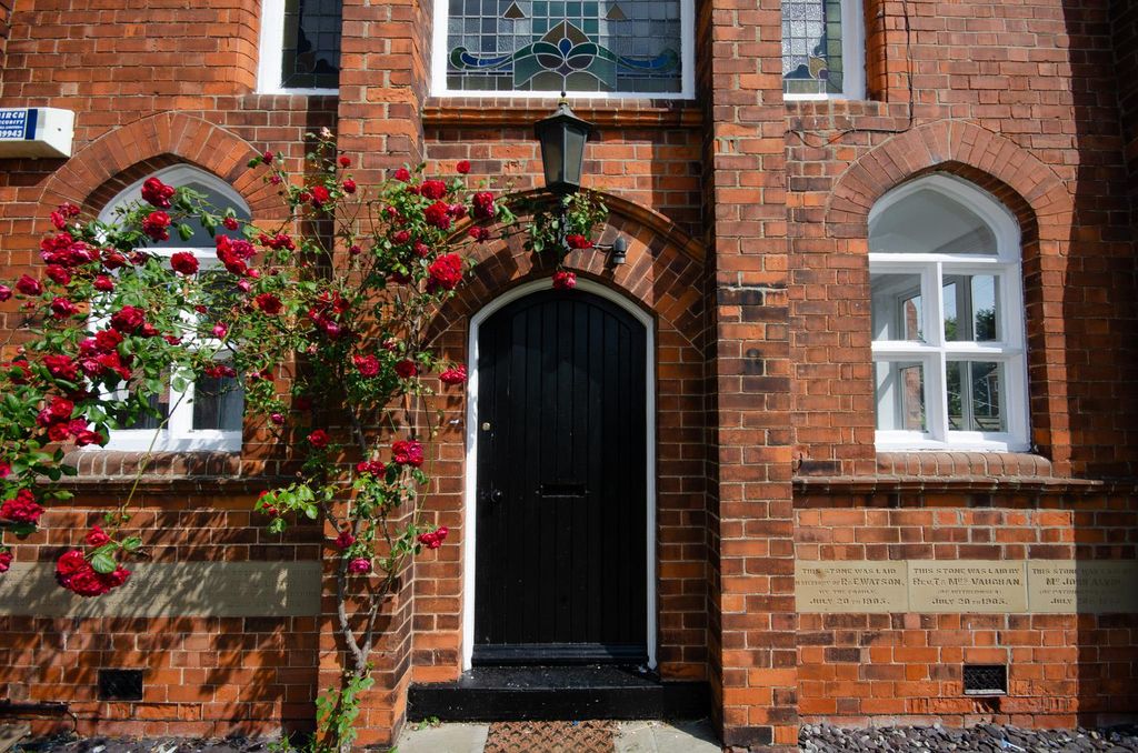 Property photo 3 of 42