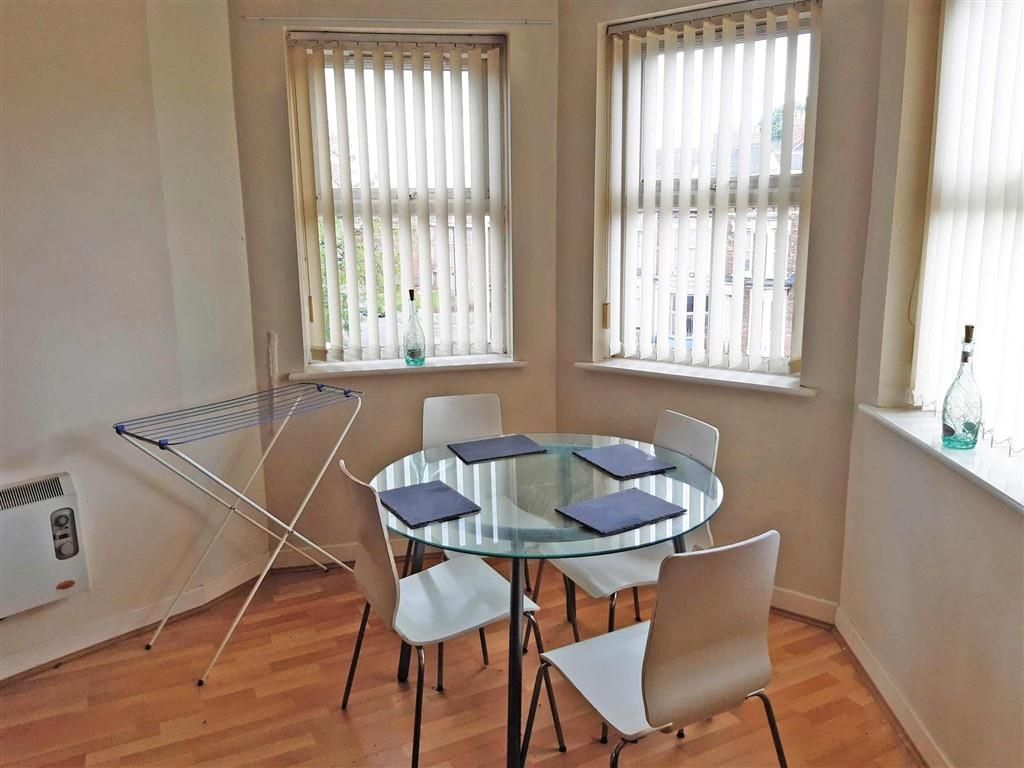 Property photo 3 of 6 7Cefc68d-6151-48Da-8Eb4-386370Fc34F7.Jpg