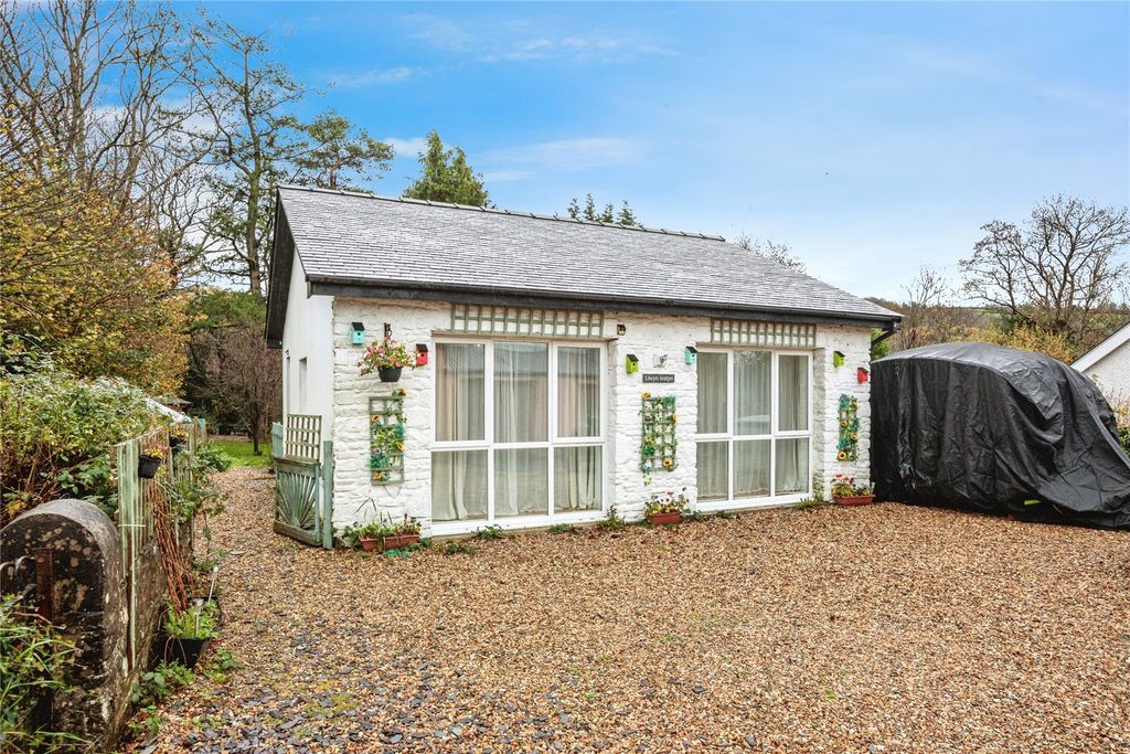 Property photo 2 of 35 Picture No. 25