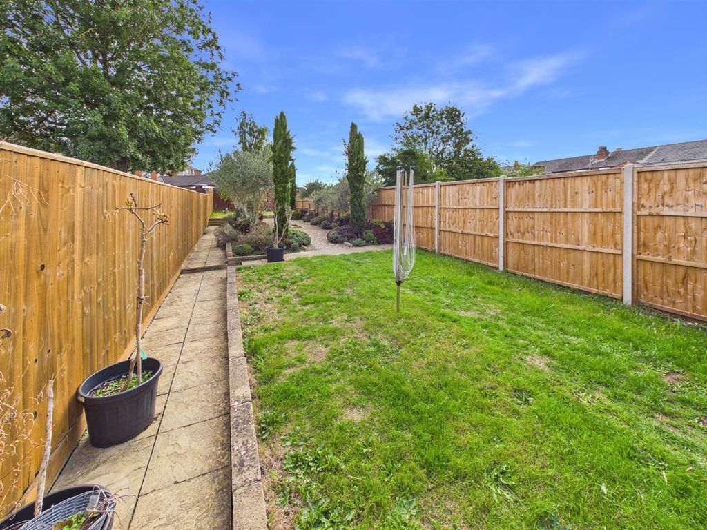 Property photo 3 of 16