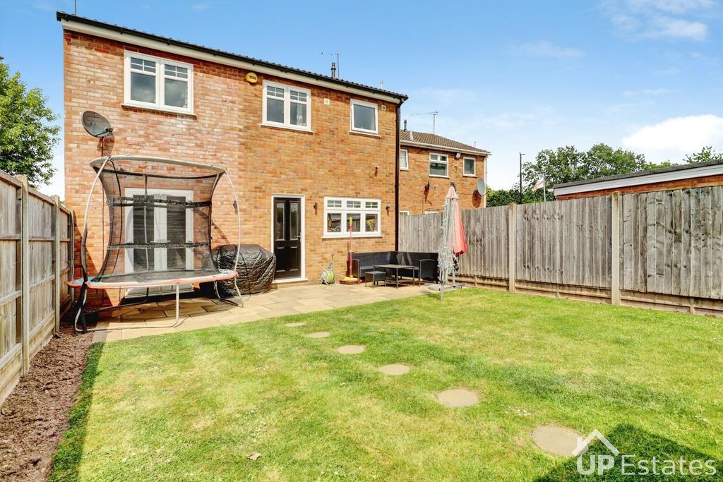 Property photo 2 of 22