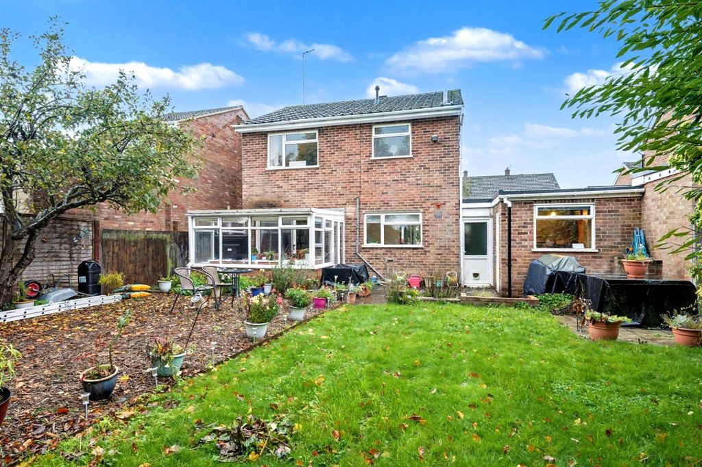 Property photo 2 of 14 Rear