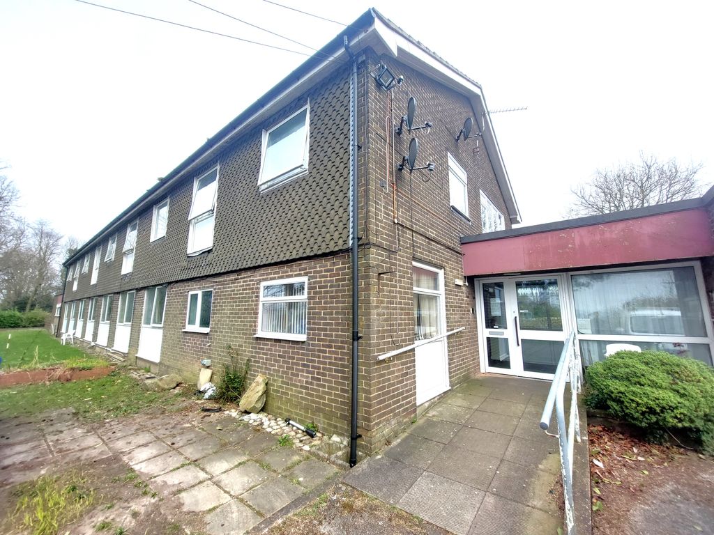 Property photo 1 of 3