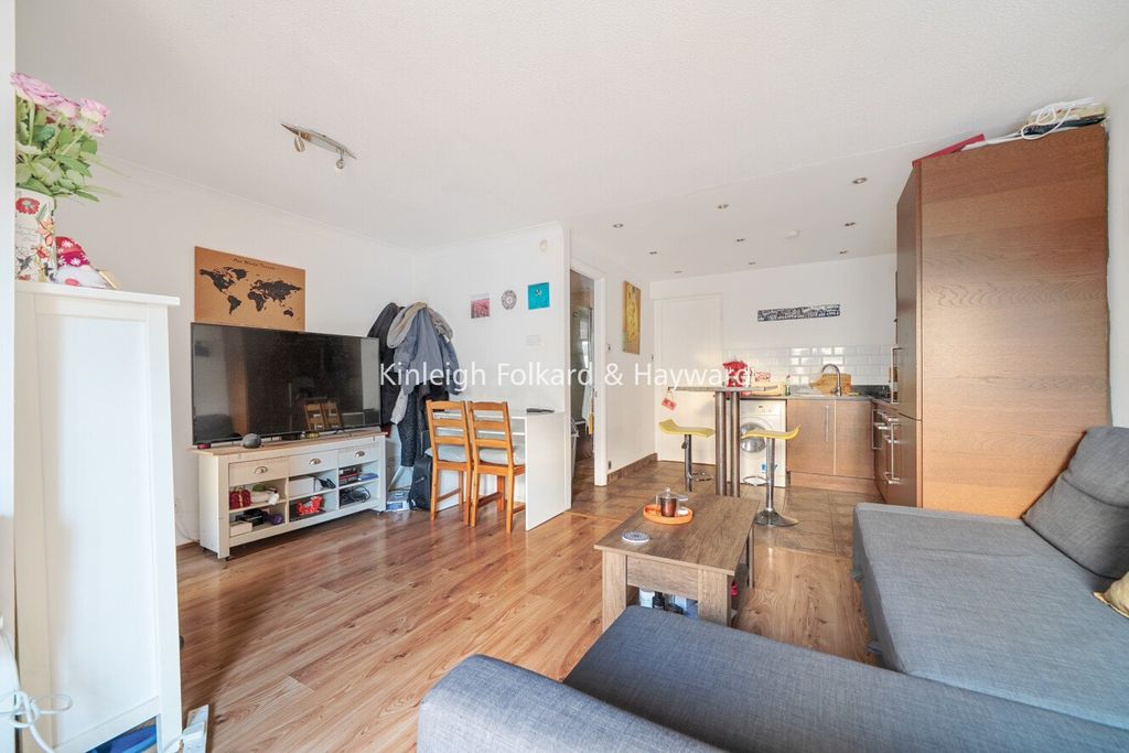 Property photo 3 of 12 Picture No. 08