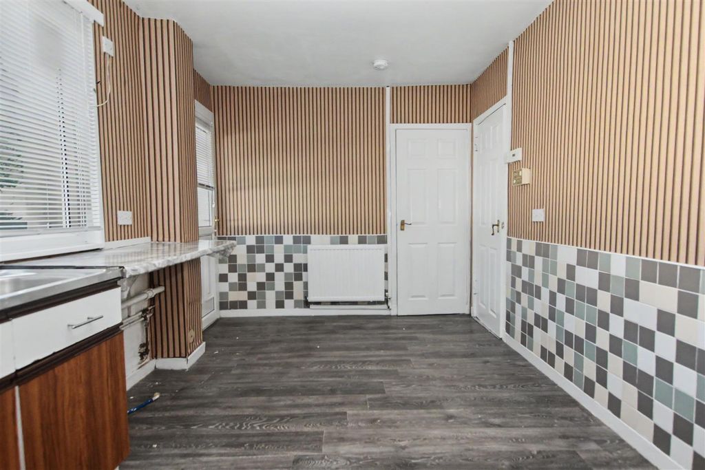 Property photo 3 of 11 3.Jpg