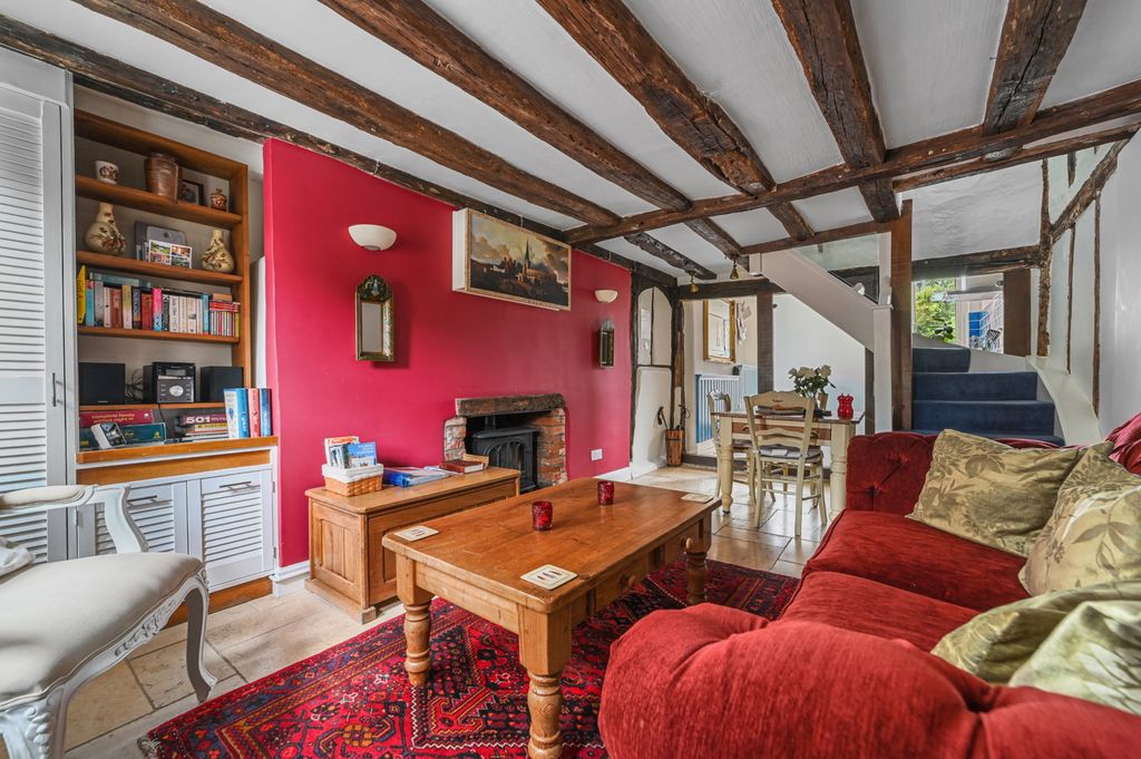 Property photo 2 of 12