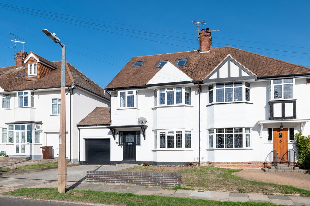 Property photo 1 of 25