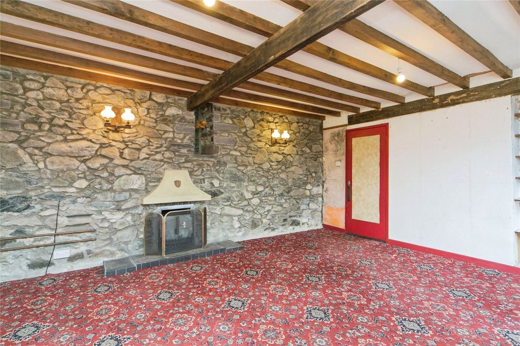 Property photo 2 of 41 Picture No. 07