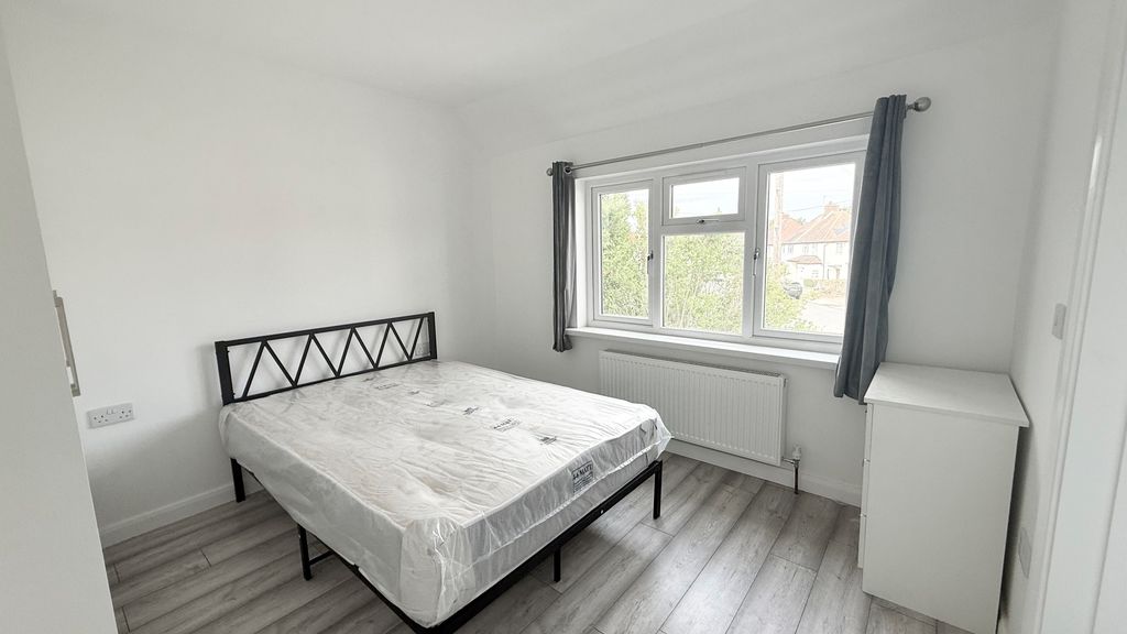 Property photo 1 of 7 Image