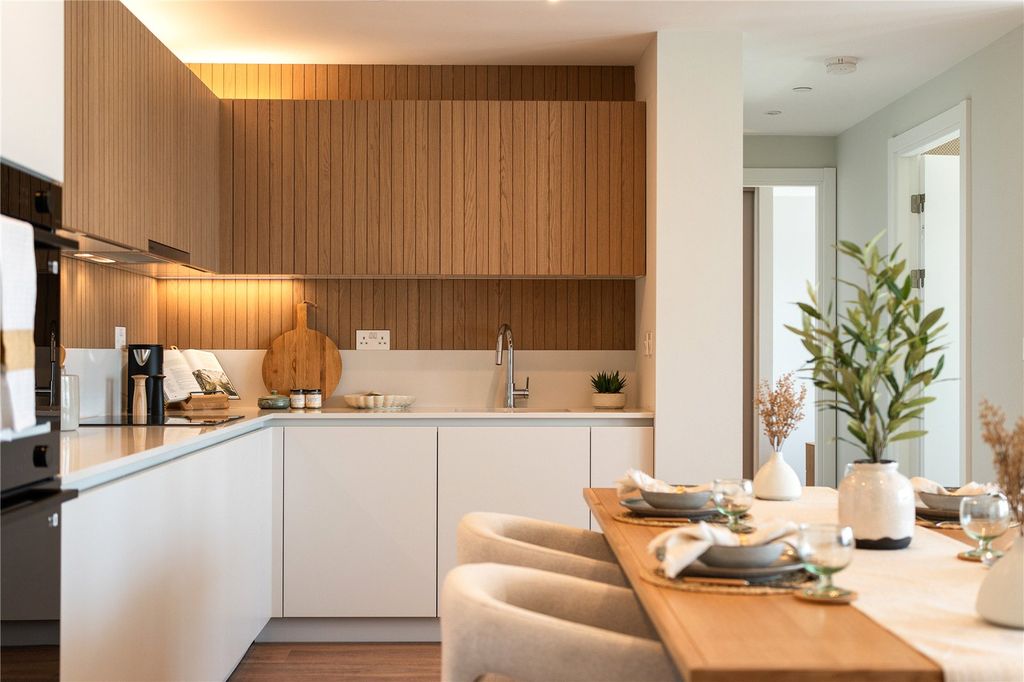 Property photo 3 of 10 Picture No. 14