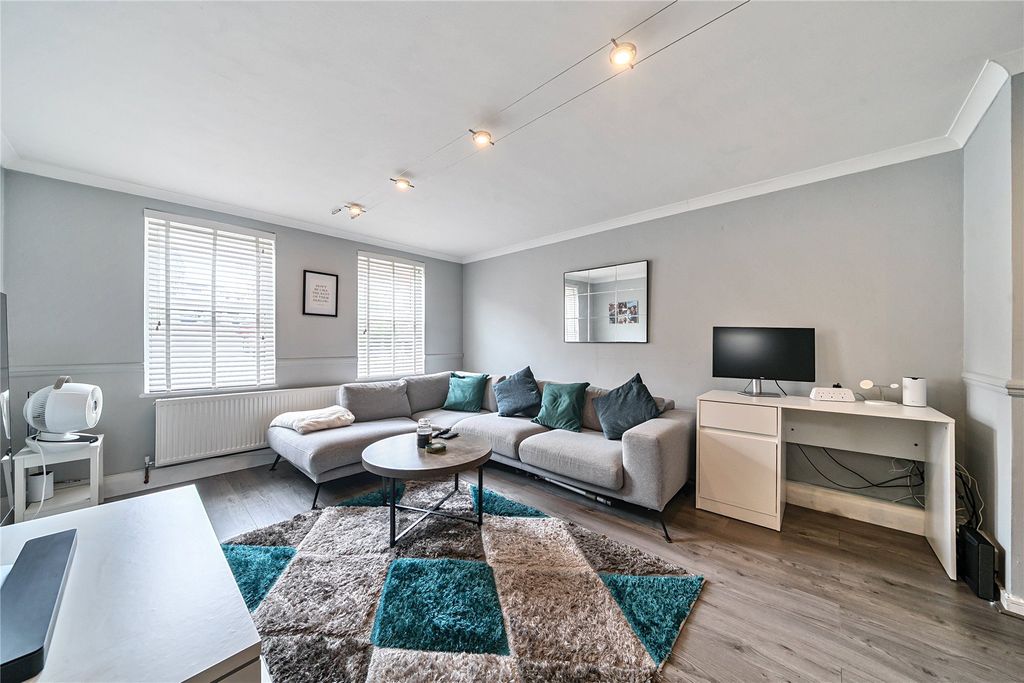 Property photo 1 of 17 Picture No. 13