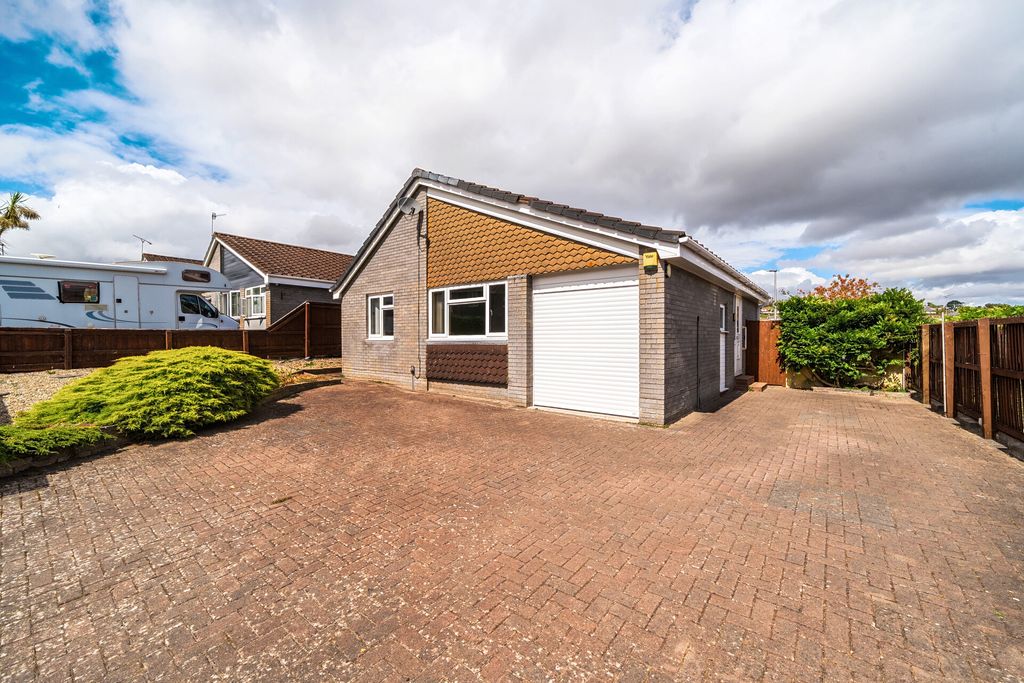 Property photo 1 of 19 1500408-1-6A71Ef7...