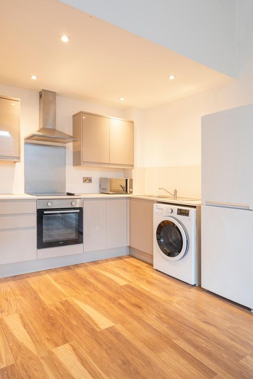 Property photo 2 of 11 Photo 1