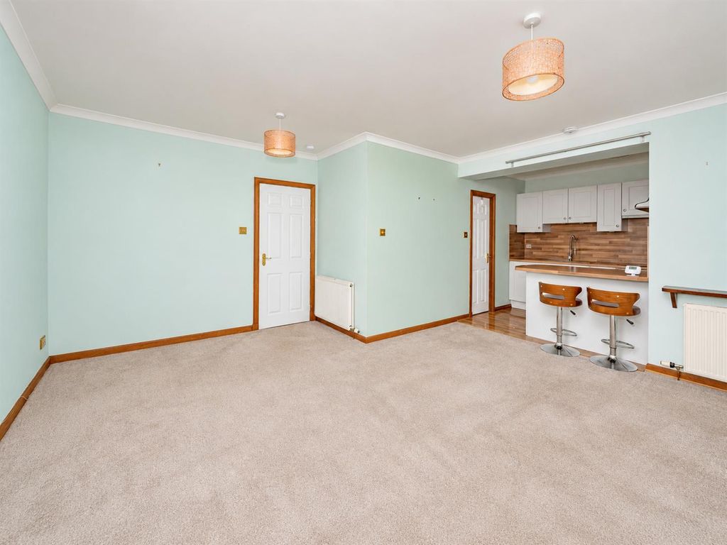 Property photo 2 of 19 Flat 1 Argyll House School Wynd Errol-4.Jpg