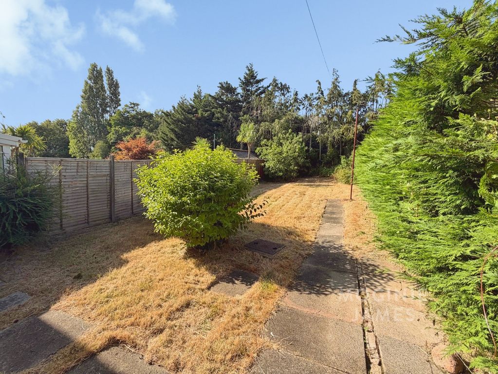 Property photo 2 of 8 Pbox-Img.Jpg